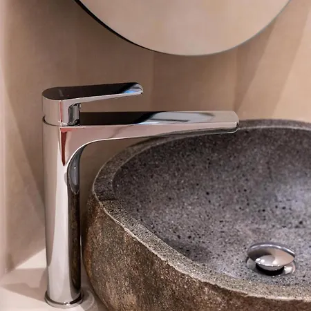 Aetheroia Daire *