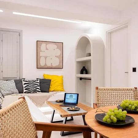 Aetheroia Apartment *